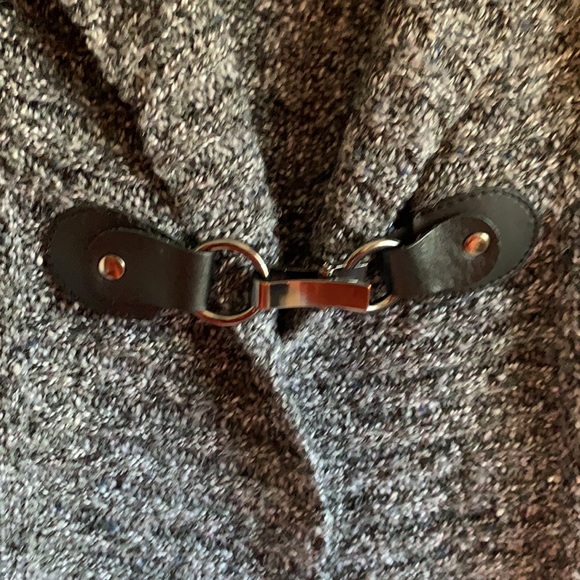 Dress barn gray sweater - Picture 3 of 4